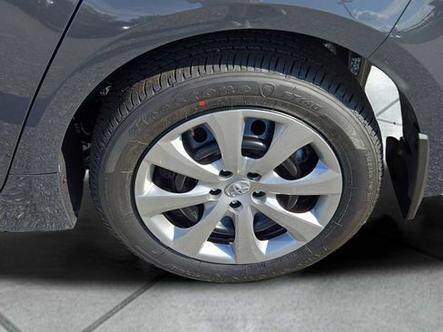 New 2026 Toyota Corolla LE FWD image 17
