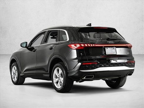 Certified 2025 Audi Q5 Premium w/ Convenience Package AWD/4WD image 8