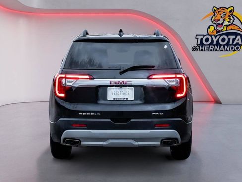 Used 2023 GMC Acadia SLT image 6