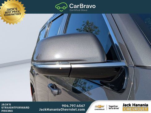 Used 2022 Jeep Wagoneer Series III w/ Flexible Seating Group AWD/4WD image 11