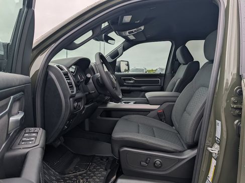 New 2026 RAM 1500 Big Horn AWD/4WD image 5