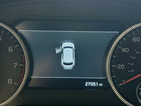 Used 2022 Kia Telluride SX w/ Towing Package image 18