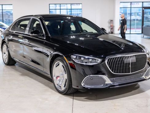 Used 2024 Mercedes-Benz Maybach S 680 4MATIC image 10