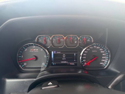 Used 2018 Chevrolet Silverado 1500 LT w/ All Star Edition AWD/4WD image 17