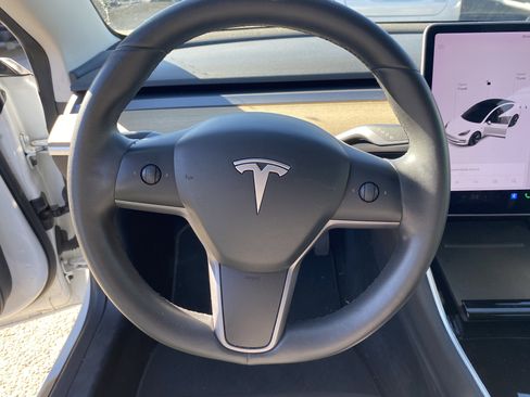 Used 2020 Tesla Model 3 Long Range image 14