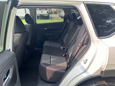 Used 2026 Nissan Rogue SV FWD image 43