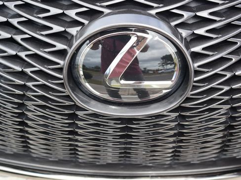 Used 2021 Lexus UX 200 F Sport FWD image 12