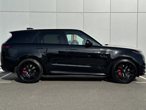 Used 2024 Land Rover Range Rover Sport Dynamic SE AWD/4WD image 6