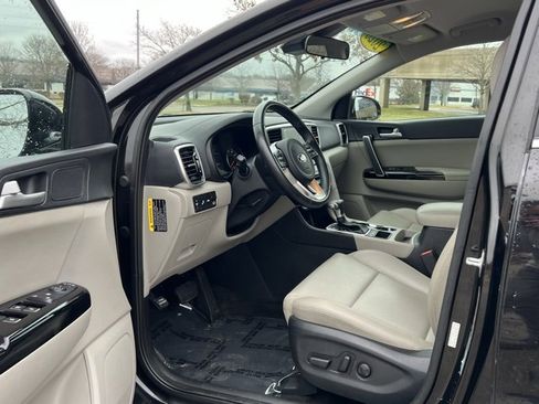 Used 2020 Kia Sportage EX image 18