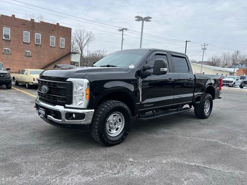 Used 2023 Ford F250 XL w/ XL Off-Road Package image 4