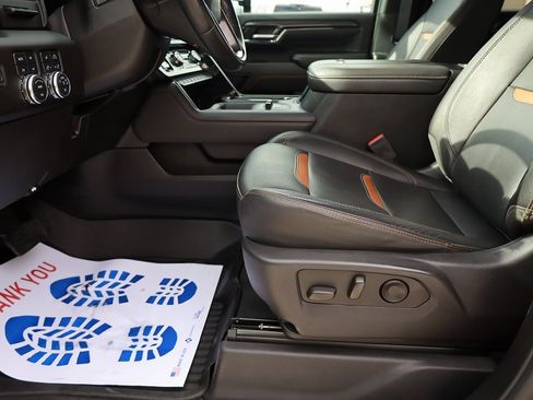 Used 2024 GMC Sierra 3500 AT4 w/ AT4 Premium Plus Package image 11