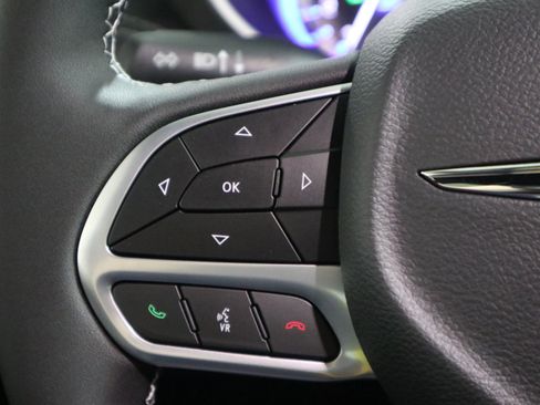 New 2026 Chrysler Pacifica Select image 30