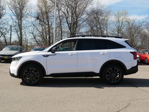 Certified 2023 Kia Sorento SX Prestige image 4
