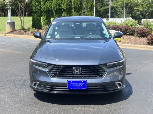 Certified 2025 Honda Accord Touring image 3