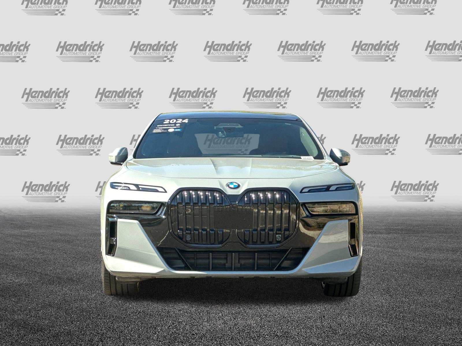 Used 2024 BMW 740i xDrive AWD/4WD image 10