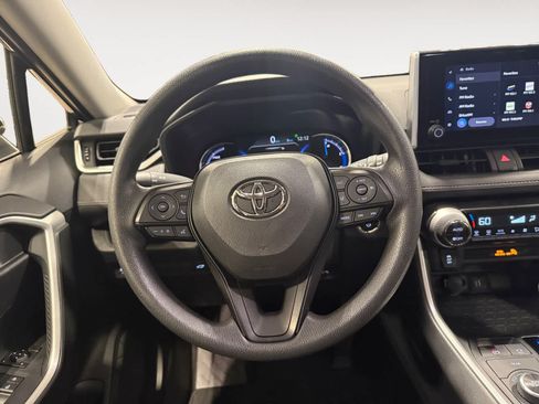 Used 2025 Toyota RAV4 XLE w/ Convenience Package AWD/4WD image 13