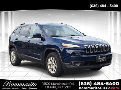 Used 2018 Jeep Cherokee Latitude w/ Cold Weather Group