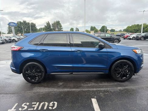 Used 2022 Ford Edge SE w/ Black Appearance Package AWD/4WD image 6