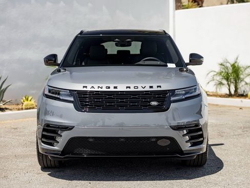 New 2026 Land Rover Range Rover Velar Dynamic SE image 3