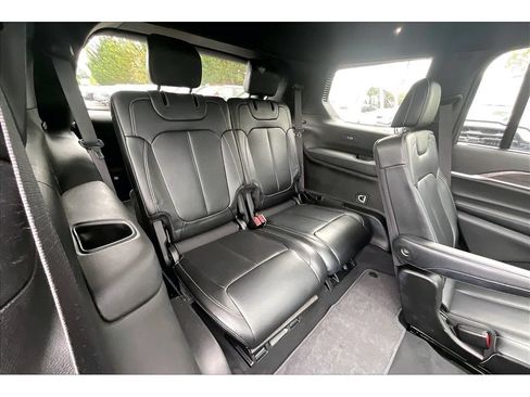 Used 2024 Jeep Grand Cherokee L Limited w/ Luxury Tech Group II AWD/4WD image 27