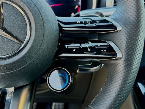Used 2025 Mercedes-Benz SL 43 AMG image 30
