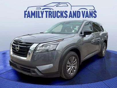 Used 2023 Nissan Pathfinder S