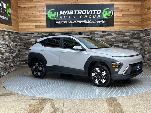 Used 2024 Hyundai Kona SEL AWD/4WD image 17