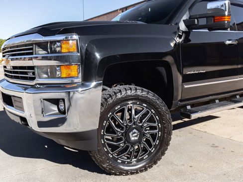 Used 2018 Chevrolet Silverado 3500 LTZ w/ Duramax Plus Package image 3