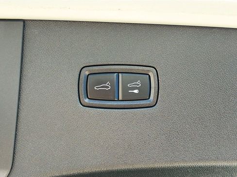 Used 2024 Porsche Cayenne Turbo GT image 16