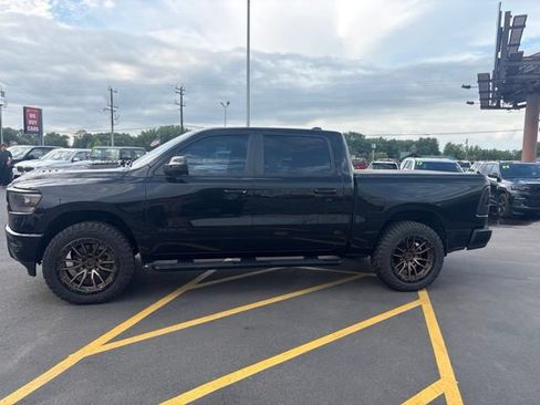 Used 2024 RAM 1500 Laramie AWD/4WD image 5