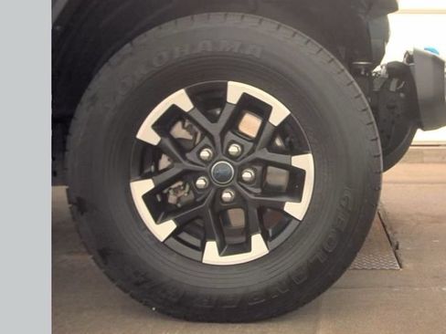 Used 2024 Jeep Wrangler Unlimited Rubicon 4xe AWD/4WD image 11