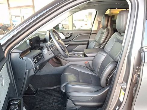 Certified 2025 Lincoln Aviator Reserve w/ Equipment Group 201A AWD/4WD image 11
