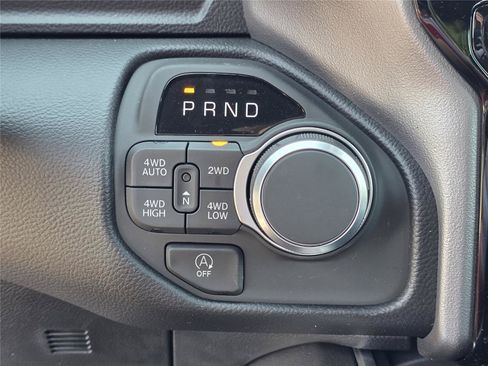 New 2026 RAM 1500 Big Horn AWD/4WD image 19