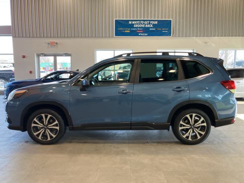Used 2023 Subaru Forester Limited image 8