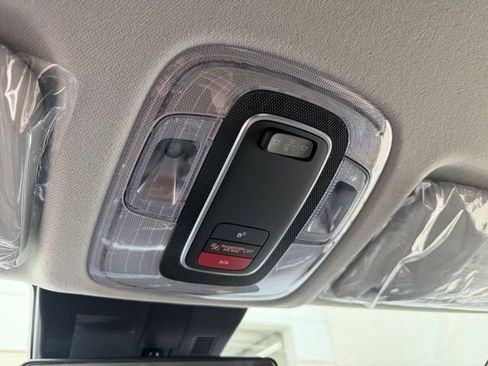 New 2026 Hyundai Kona SEL Premium AWD/4WD image 32