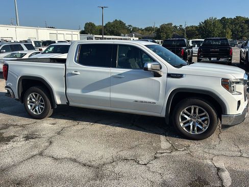 Used 2020 GMC Sierra 1500 SLE w/ SLE Value Package RWD image 8