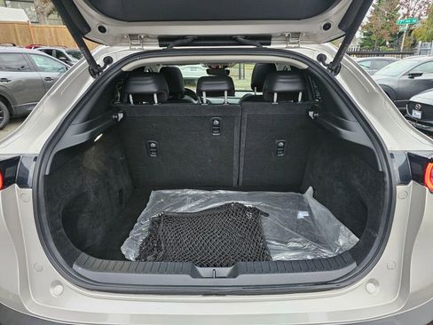 Certified 2022 MAZDA CX-30 AWD 2.5 S w/ Premium Package image 19