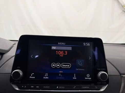 Used 2025 Nissan Altima 2.5 SV image 32