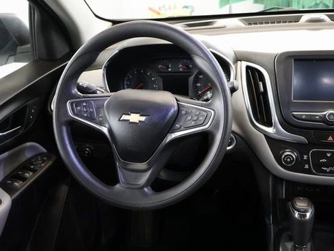 Used 2021 Chevrolet Equinox LS w/ LS Convenience Package image 14