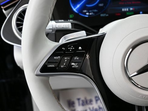 Used 2023 Mercedes-Benz EQS 580 4MATIC SUV image 21