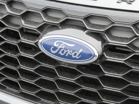 New 2026 Ford Explorer ST-Line w/ ST-Line Street Pack AWD/4WD image 10