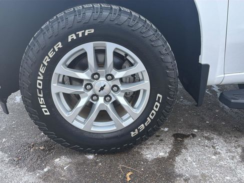 Used 2021 Chevrolet Silverado 1500 RST image 9