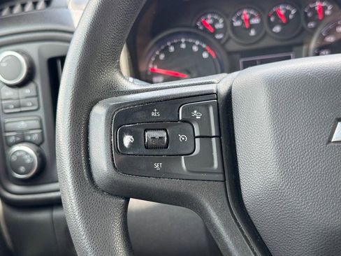 Used 2023 Chevrolet Silverado 1500 Custom Trail Boss AWD/4WD image 17