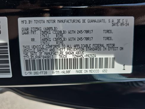 Used 2024 Toyota Tacoma SR5 AWD/4WD image 32