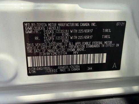 Used 2021 Toyota RAV4 LE FWD image 46