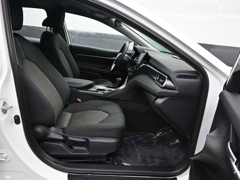 Used 2024 Toyota Camry LE image 11