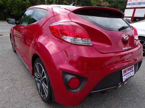 Used 2016 Hyundai Veloster Turbo w/ Option Group 04 FWD image 6