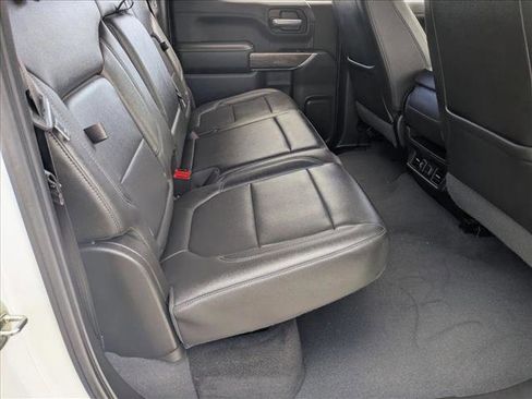 Used 2019 Chevrolet Silverado 1500 LTZ image 18