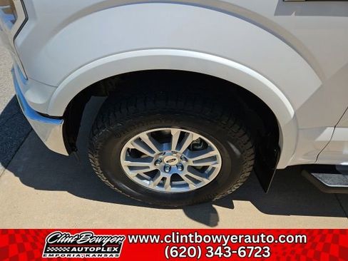 Used 2017 Ford F150 Lariat w/ Equipment Group 501A Mid image 23