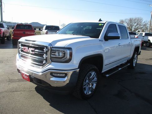 Used 2018 GMC Sierra 1500 SLT image 12